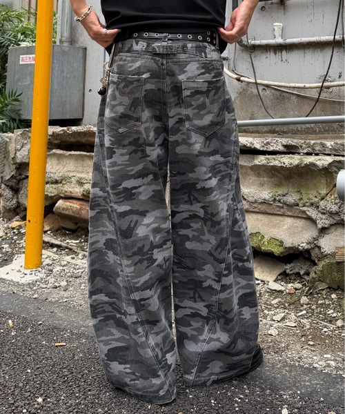 ADAMASTE(アダマスト)の「Vintage Like Camouflage Wide Pants - ヴィンテージライクカモフラージュワイドパンツ(デニムパンツ・メンズ・カーキ/ブラック・SMALL/MEDIUM/LARGE)」の8枚目の写真