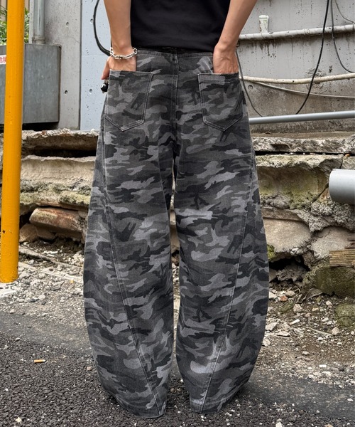 ADAMASTE(アダマスト)の「Vintage Like Camouflage Wide Pants - ヴィンテージライクカモフラージュワイドパンツ(デニムパンツ・メンズ・カーキ/ブラック・SMALL/MEDIUM/LARGE)」の19枚目の写真
