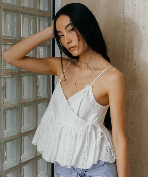 CREDONA（クレドナ）の「LACE PATCHWORK TOPS/レースパッチワークトップス（Tシャツ/カットソー・レディース・ホワイト/ブラック・FREE）」の8枚目の写真
