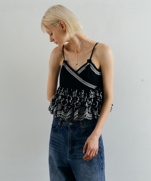 CREDONA（クレドナ）の「LACE PATCHWORK TOPS/レースパッチワークトップス（Tシャツ/カットソー・レディース・ホワイト/ブラック・FREE）」の22枚目の写真