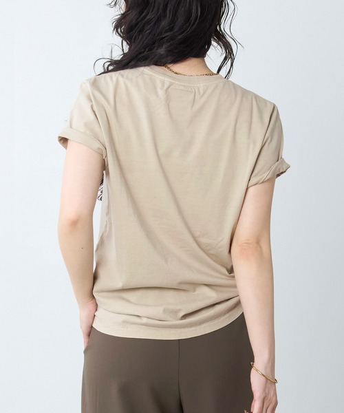 REMI RELIEF(レミレリーフ)の「【REMI RELIEF】別注-"MICHIGAN"SP加工TロゴTシャツ(Tシャツ/カットソー・レディース・ダークブラウン/ライトベージュ・FREE)」の3枚目の写真