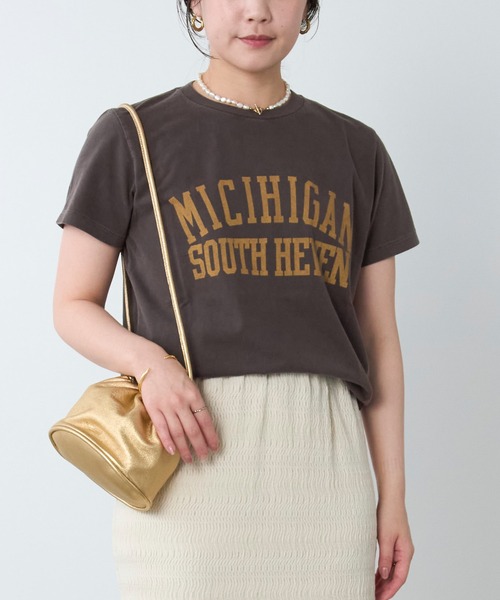 REMI RELIEF(レミレリーフ)の「【REMI RELIEF】別注-"MICHIGAN"SP加工TロゴTシャツ(Tシャツ/カットソー・レディース・ダークブラウン/ライトベージュ・FREE)」の10枚目の写真