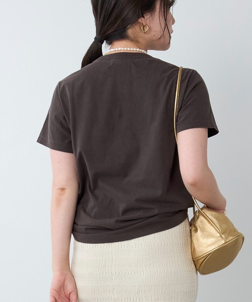 REMI RELIEF(レミレリーフ)の「【REMI RELIEF】別注-"MICHIGAN"SP加工TロゴTシャツ(Tシャツ/カットソー・レディース・ダークブラウン/ライトベージュ・FREE)」の12枚目の写真