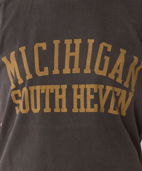 REMI RELIEF(レミレリーフ)の「【REMI RELIEF】別注-"MICHIGAN"SP加工TロゴTシャツ(Tシャツ/カットソー・レディース・ダークブラウン/ライトベージュ・FREE)」の22枚目の写真