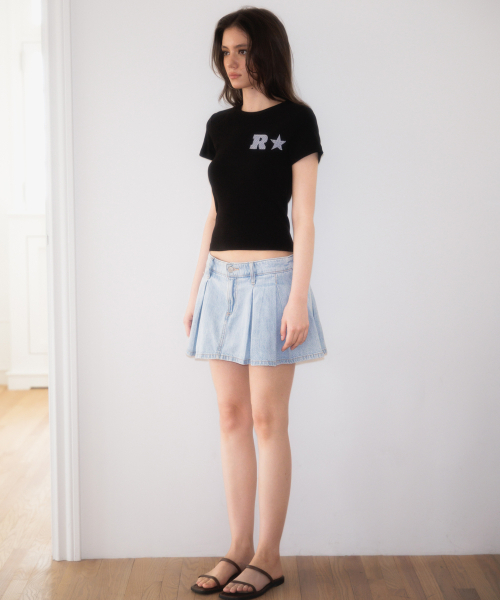ROSEFRANTZ（ロゼフランツ）の「R Star Logo T-shirt [Black]（Tシャツ/カットソー・レディース・ブラック・SMALL/MEDIUM）」の3枚目の写真