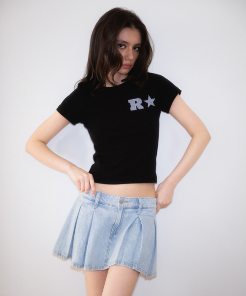 ROSEFRANTZ（ロゼフランツ）の「R Star Logo T-shirt [Black]（Tシャツ/カットソー・レディース・ブラック・SMALL/MEDIUM）」の8枚目の写真