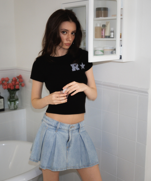 ROSEFRANTZ（ロゼフランツ）の「R Star Logo T-shirt [Black]（Tシャツ/カットソー・レディース・ブラック・SMALL/MEDIUM）」の10枚目の写真