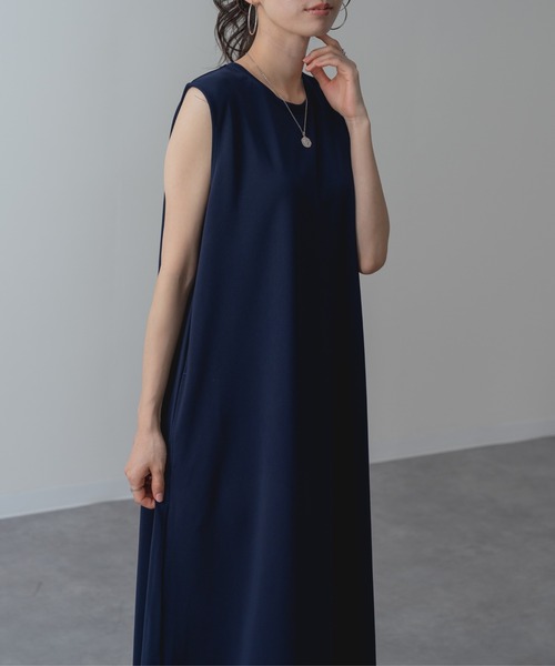 refinedworks(リファインドワークス)の「【refinedworks】リラクシー ノースリ ワンピース(ワンピース・レディース・ブラウン/ネイビー・FREE)」の16枚目の写真