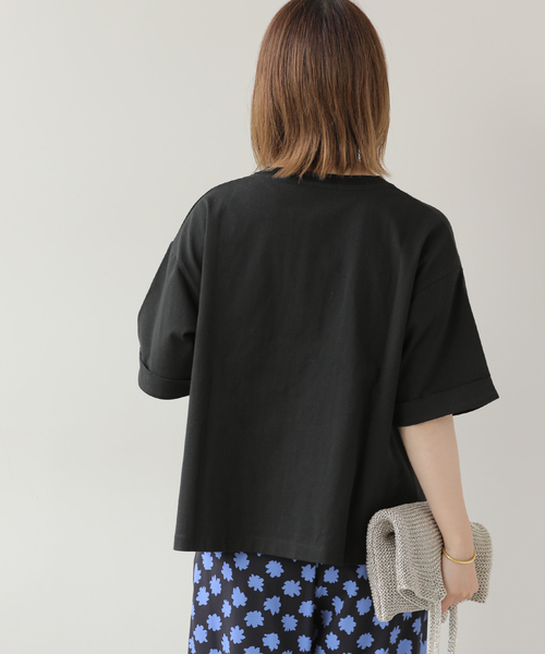 JOURNAL STANDARD relume(ジャーナルスタンダード レリューム)の「ワンポイント刺繍TEE(Tシャツ/カットソー・レディース・ホワイト/ブラック/ブラウン・FREE)」の6枚目の写真