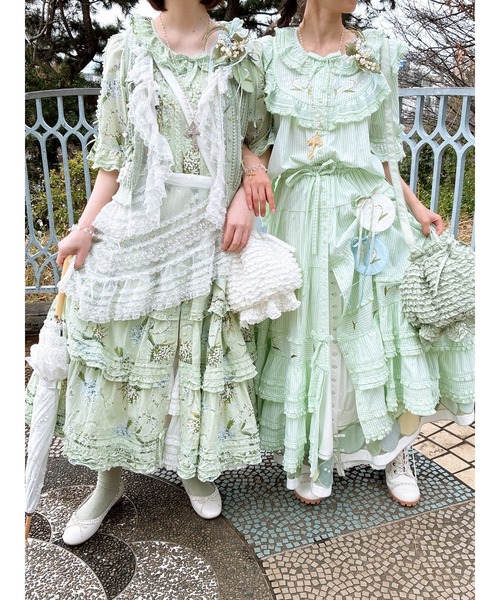 PINK HOUSE（ピンクハウス）の「鈴蘭刺繍ティアードスカート（スカート・レディース・ブラック/ホワイト/ライトブルー/ライトグリーン/グリーン・フリー）」の21枚目の写真