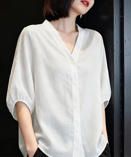 ONEP STAR(ワンピスター)の「Vネック七分袖ブラウス(シャツ/ブラウス・レディース・ホワイト・X-LARGE/LARGE/MEDIUM)」の4枚目の写真