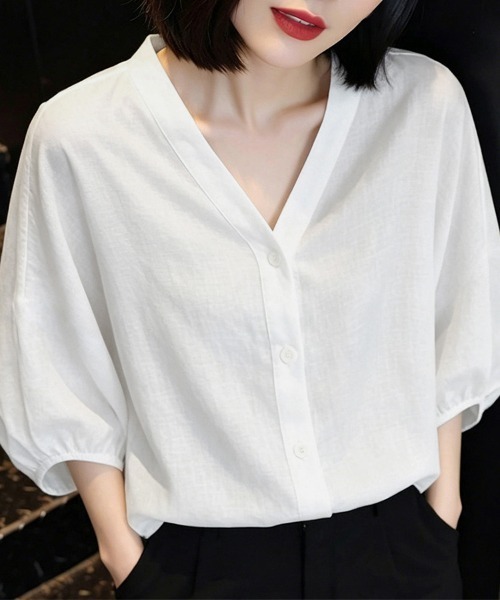ONEP STAR(ワンピスター)の「Vネック七分袖ブラウス(シャツ/ブラウス・レディース・ホワイト・X-LARGE/LARGE/MEDIUM)」の7枚目の写真