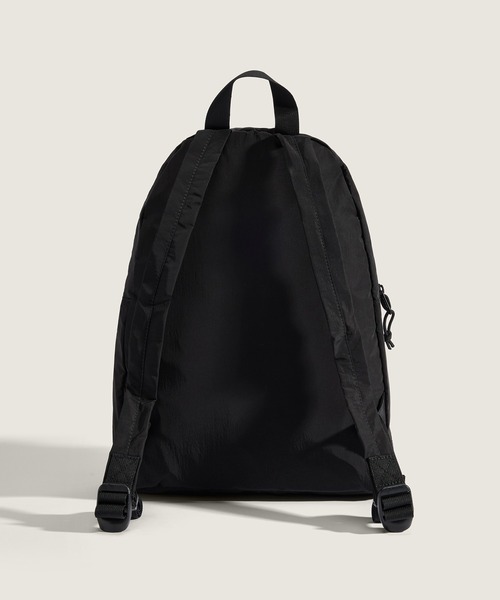 VANS(バンズ)の「CLAMBER ミニバックパック / Clamber Mini Backpack Black VN000T5YBLK1(バックパック/リュック・メンズ・ブラック・ONE SIZE)」の3枚目の写真