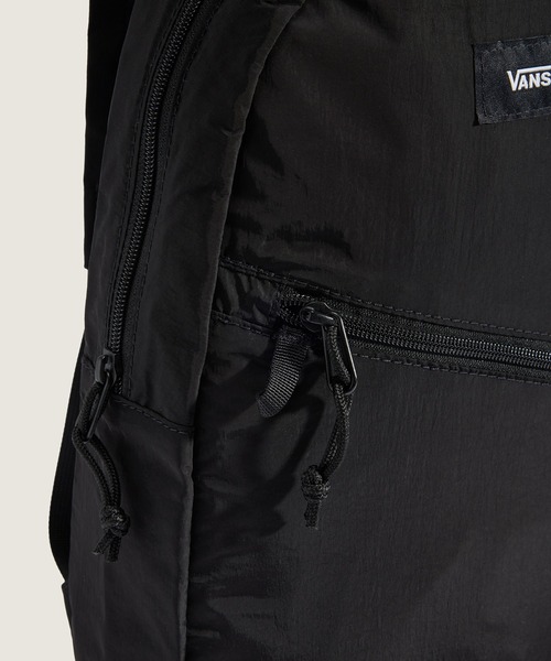 VANS(バンズ)の「CLAMBER ミニバックパック / Clamber Mini Backpack Black VN000T5YBLK1(バックパック/リュック・メンズ・ブラック・ONE SIZE)」の5枚目の写真