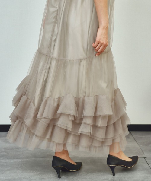 girl(ガール)の「ボリュームチュールパフスリーブドレス フリル シアー 結婚式 ワンピース パーティードレス オケージョンドレス お呼ばれ 二次会 成人式 同窓会 謝恩会 マタニティ 妊婦《着用動画あり》(ドレス・レディース・チャコールグレー/ベージュ・M/S/L)」の12枚目の写真