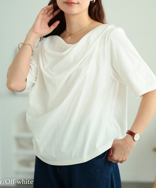 GOLDJAPAN(ゴールドジャパン)の「ドレープネッククロップドTシャツ【大きいサイズ対応】(Tシャツ/カットソー・レディース・オフホワイト/ブラック・LL/3L/4L/5L)」の2枚目の写真