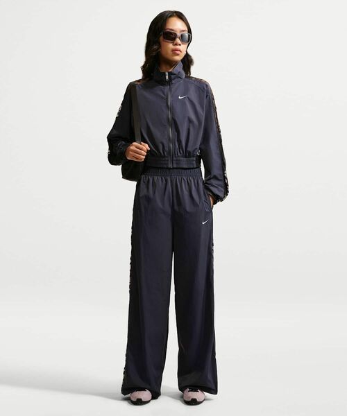 NIKE（ナイキ）の「ナイキ スポーツウェア ウィメンズ ルーズ ミッドライズ レース トラックパンツ / Nike Sportswear Women's Loose Mid-Rise Lace Track Pants IU1984-013 Gridiron（その他パンツ・レディース・アッシュグレー・S/M/L/XS/XL）」の6枚目の写真