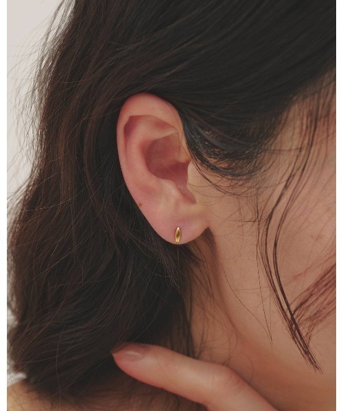 TODAYFUL（トゥデイフル）の「TODAYFUL Petit Grain Pierce (Silver925)（イヤリング・レディース・ゴールド/シルバー・FREE）」の2枚目の写真