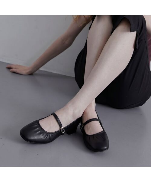 SPUR（シュプール）の「クラウドメアリージェーンパンプス メリージェインパンプスヒール4.5cm -WS9023 (2カラー)（パンプス・レディース・ブラック/ベージュ・22.5cm/23cm/23.5cm/24cm/24.5cm/25cm）」の2枚目の写真