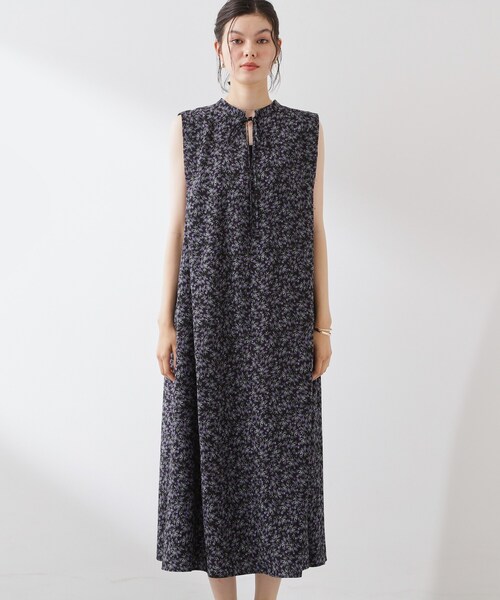 THE SHOP TK (ザ ショップ ティーケー )の「大人のリゾートムード 小花柄ワンピース(ワンピース・レディース・ブラック系/ダークブラウン系・12/13)」の8枚目の写真