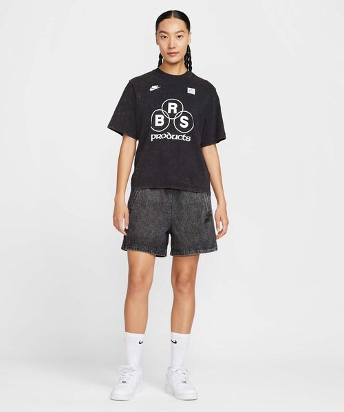 NIKE(ナイキ)の「ナイキ スポーツウェア ウィメンズ デニム ショートパンツ / Nike Sportswear Women's Denim Shorts IF3404-010 Black(デニムパンツ・レディース・ブラック・XL/L/XS/S/M)」の13枚目の写真