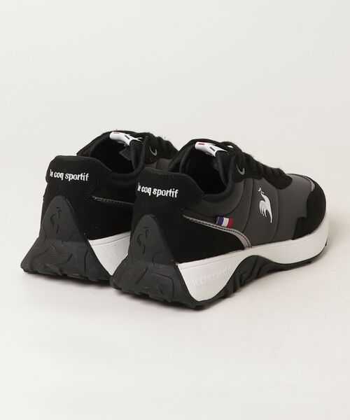 le coq sportif（ルコックスポルティフ）の「LCS マルゴー  /  LCS MARGAUX（スニーカー・レディース・ホワイト×シルバー/ブラック×ホワイト/ベージュ系その他3・24.0cm/23.0cm/22.5cm/24.5cm/23.5cm/25.0cm）」の4枚目の写真