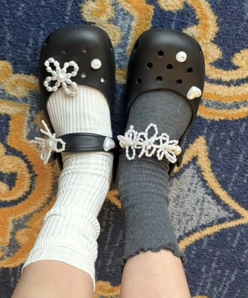 Vipoa(ヴィポア)の「Ballet flat sandal(サンダル・レディース・ホワイト/ブラック/ブラウン/ライトベージュ/ピンク/シルバー・SMALL/MEDIUM/LARGE)」の7枚目の写真