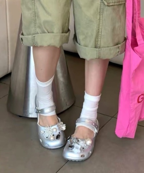 Vipoa(ヴィポア)の「Ballet flat sandal(サンダル・レディース・ホワイト/ブラック/ブラウン/ライトベージュ/ピンク/シルバー・SMALL/MEDIUM/LARGE)」の14枚目の写真