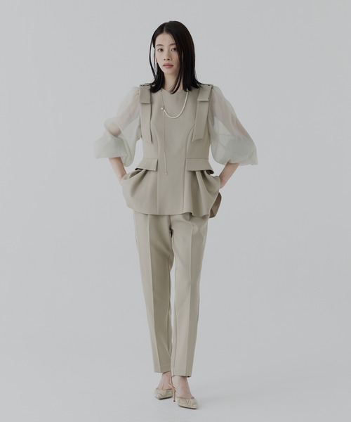 RUIRUE BOUTIQUE(ルイルエブティック)の「ショルダーリボン ペプラム セットアップ | パンツセットアップ・セレモニースーツ・フォーマルスーツ・ママスーツ・パンツスーツ・パンツドレス・パーティードレス・美脚パンツ(パンツドレス・レディース・ブラック/ライトベージュ/ネイビー・S/LL/M/L)」の21枚目の写真