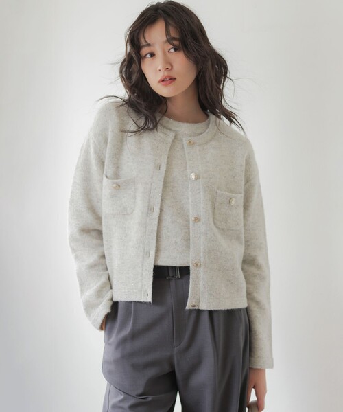 組曲 L（クミキョク オオキイサイズ）の「スパンコールヤーン 半袖ニット（ニット/セーター・レディース・ライトグレー系/ブラック系・5/6/7）」の6枚目の写真