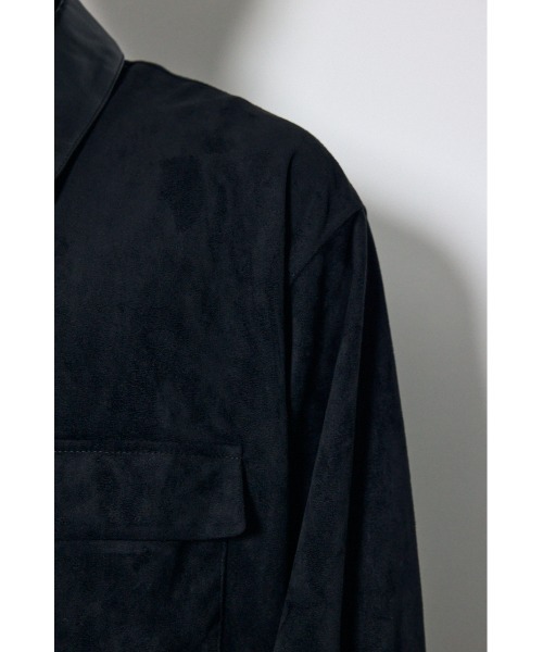 AZUL by moussy(アズールバイマウジー)の「【セットアップ対応】薄手フェイクスエードジップシャツ 秋服 冬服 長袖(シャツ/ブラウス・メンズ・グレー/ブラック/ダークブラウン・LARGE/MEDIUM)」の4枚目の写真