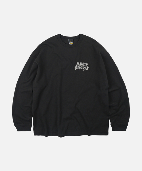 FRIZMWORKS(フリズムワークス)の「MAGIC RECORDS LS TEE _ BLACK(Tシャツ/カットソー・メンズ・その他・SMALL/MEDIUM/LARGE/X-LARGE)」の1枚目の写真
