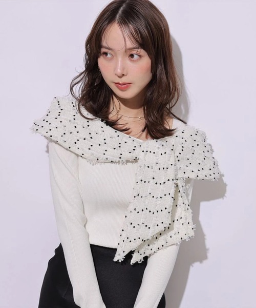 Mystrada(マイストラーダ)の「リボンドッキングオフショルニット(ニット/セーター・レディース・ホワイト/ブラック/ブラック系その他2・38)」の22枚目の写真