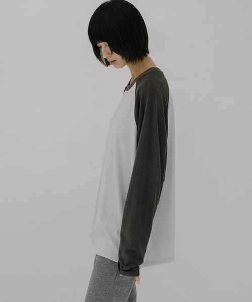 duei（デュイ）の「起毛フライスラグランルーズロンT（Tシャツ/カットソー・レディース・チャコールグレー/カーキ・FREE）」の5枚目の写真