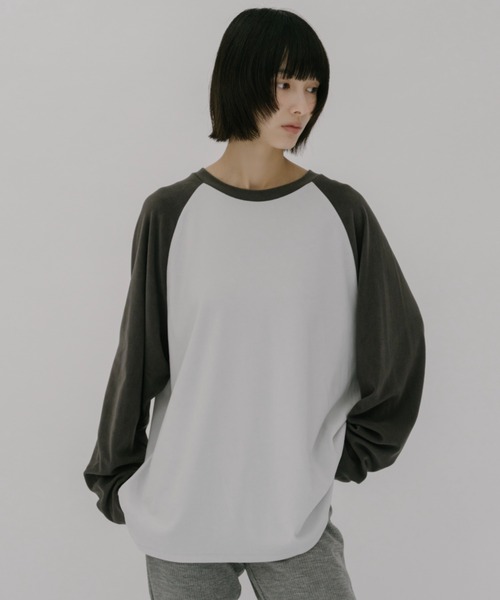 duei（デュイ）の「起毛フライスラグランルーズロンT（Tシャツ/カットソー・レディース・チャコールグレー/カーキ・FREE）」の3枚目の写真