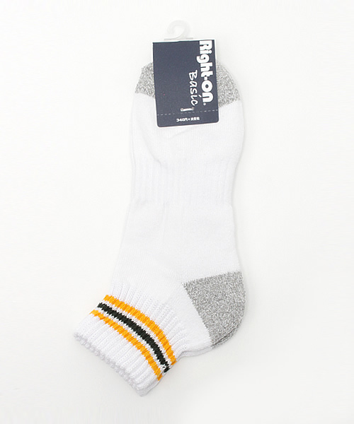 Right-on（ライトオン）の「【Right-on Basic】クォーター丈 パイルラインソックス（ソックス/靴下・メンズ・レッド系その他/その他8/ネイビー系/その他9/ブルー系その他/ホワイト×ネイビー/その他4・S26-28/25-27）」の6枚目の写真