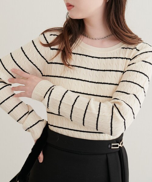 natural couture(ナチュラルクチュール)の「ケーブル柄ニット(ニット/セーター・レディース・ブラウン/ブラック系その他/アイボリー/グレイッシュベージュ/ブラウン系その他・FREE)」の19枚目の写真