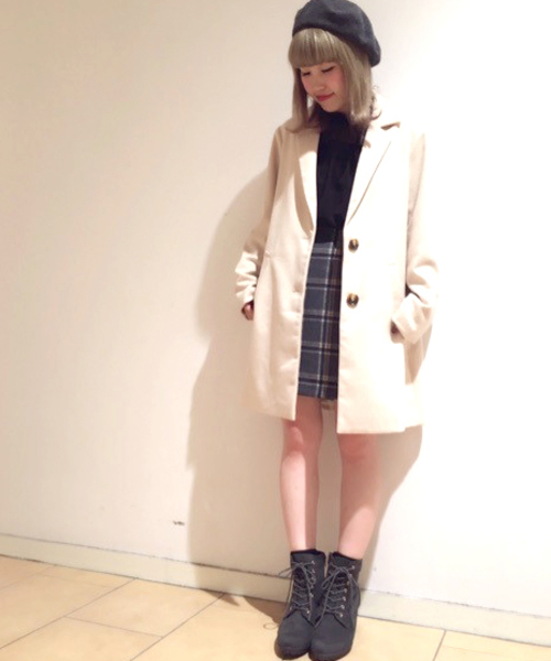 archives（アルシーヴ）の「シングルチェスターコート（チェスターコート・レディース・グレー/シルバーグレー/キャメル/ネイビー/アイボリー/ブラック/サックスブルー・MEDIUM）」の8枚目の写真