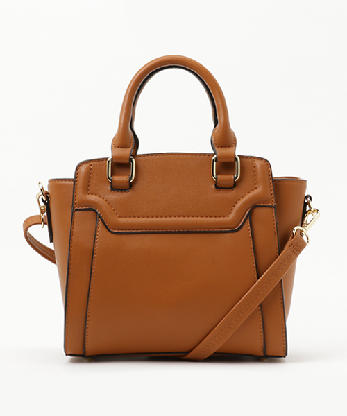 PLAIN CLOTHING（プレーンクロージング）の「エラ型ハンドバッグ/ショルダーバッグ【PLAIN CLOTHING】（ショルダーバッグ・レディース・レッド/キャメル/ブラック/ダークグレー・FREE）」の3枚目の写真