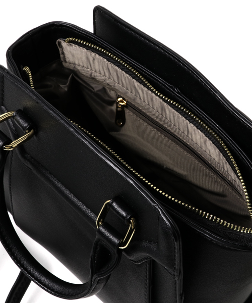 PLAIN CLOTHING（プレーンクロージング）の「エラ型ハンドバッグ/ショルダーバッグ【PLAIN CLOTHING】（ショルダーバッグ・レディース・レッド/キャメル/ブラック/ダークグレー・FREE）」の11枚目の写真