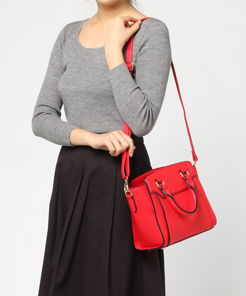 PLAIN CLOTHING（プレーンクロージング）の「エラ型ハンドバッグ/ショルダーバッグ【PLAIN CLOTHING】（ショルダーバッグ・レディース・レッド/キャメル/ブラック/ダークグレー・FREE）」の13枚目の写真