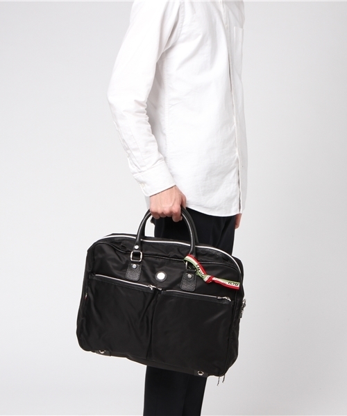 Orobianco（オロビアンコ）の「オロビアンコ　シングルファスナーブリーフ　Ａ４　/　90101（ビジネスバッグ・メンズ・レッド/ブラック/カーキ/グレー/ネイビー/ブルー・FREE）」の18枚目の写真