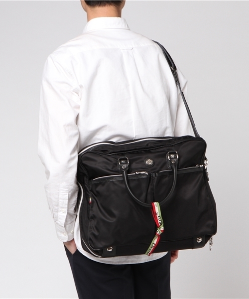 Orobianco（オロビアンコ）の「オロビアンコ　シングルファスナーブリーフ　Ａ４　/　90101（ビジネスバッグ・メンズ・レッド/ブラック/カーキ/グレー/ネイビー/ブルー・FREE）」の12枚目の写真