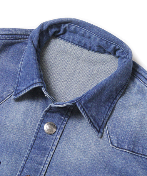 JACKROSE（ジャックローズ）の「コンチョボタンストレッチデニムシャツ（シャツ/ブラウス・メンズ・インディゴブルー・L/XL/M）」の4枚目の写真