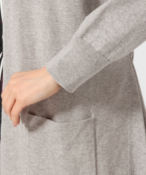 GLOBAL WORK(グローバルワーク)の「14ゲージコットンカシミヤロングカーディガン長袖/762714(カーディガン/ボレロ・レディース・ネイビー/ベージュ系その他/レッド/ライトグレー/パープル・MEDIUM/LARGE)」の12枚目の写真