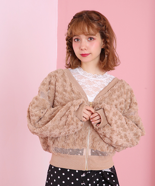 one after another NICE CLAUP（ワンアフターアナザーナイスクラップ）の「【WEB限定】くるくるファーブルゾン（ブルゾン・レディース・グレー/ベージュ/ピンク・FREE）」の11枚目の写真