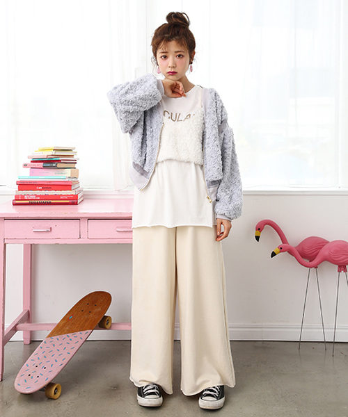 one after another NICE CLAUP（ワンアフターアナザーナイスクラップ）の「【WEB限定】くるくるファーブルゾン（ブルゾン・レディース・グレー/ベージュ/ピンク・FREE）」の16枚目の写真