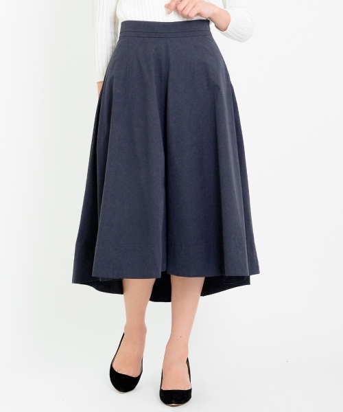 le.coeur blanc(ルクールブラン)の「【WEB限定PRICE】ピーチフィッシュテールフレアスカート(スカート・レディース・グレイッシュベージュ/レッド系その他/ネイビー・FREE)」の3枚目の写真