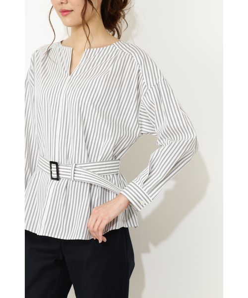 NATURAL BEAUTY BASIC(ナチュラルビューティーベーシック)の「◆ベルテッドブラウス(シャツ/ブラウス・レディース・ホワイト系その他/オフホワイト/ネイビー・MEDIUM/SMALL)」の11枚目の写真