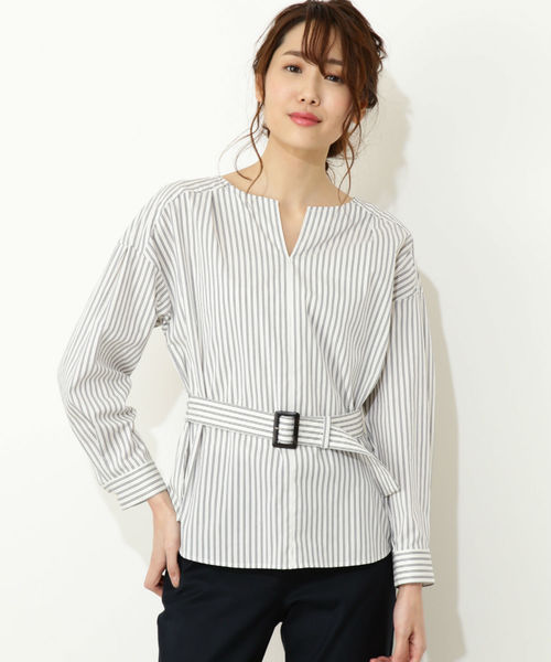 NATURAL BEAUTY BASIC(ナチュラルビューティーベーシック)の「◆ベルテッドブラウス(シャツ/ブラウス・レディース・ホワイト系その他/オフホワイト/ネイビー・MEDIUM/SMALL)」の4枚目の写真